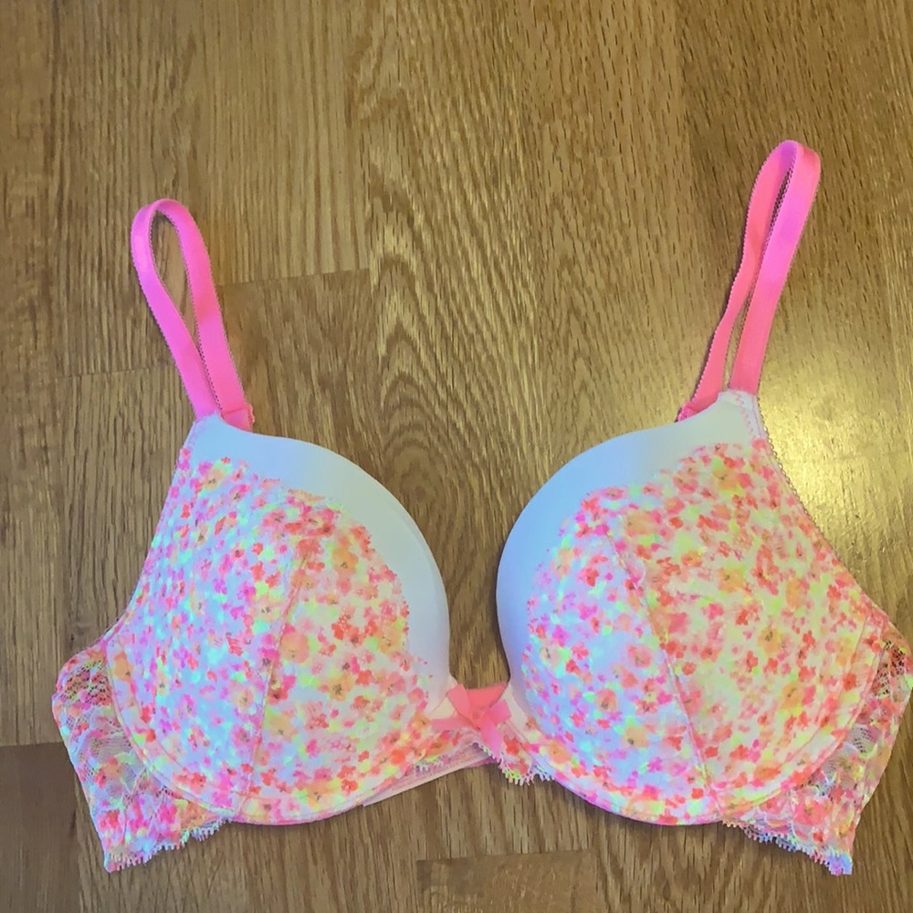 Victoria’s Secret Bra Size 34C